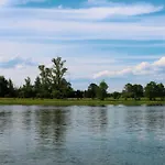 Dom wakacyjny Oaza święty Spokój - Tiny House Z Balią I Jacuzzi Przy Rzece Narew