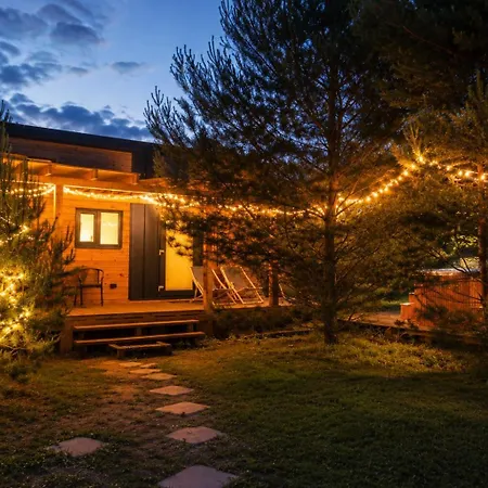 Сasa de vacaciones Oaza święty Spokój - Tiny House Z Balią I Jacuzzi Przy Rzece Narew *